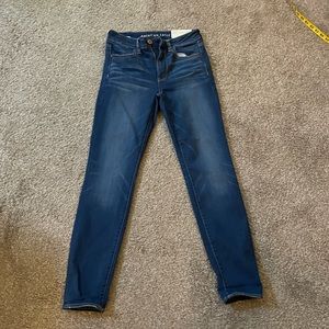 NWT American Eagle 6 regular high-rise super stretch jegging crop, darkest falls